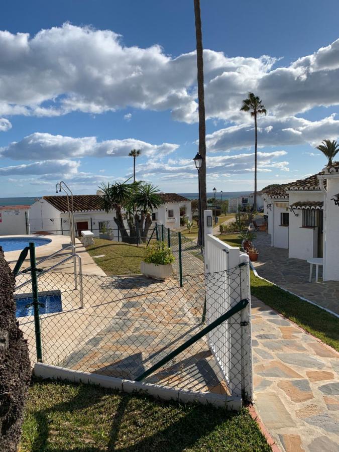 Super Holiday Las Buganvillas Garden And Sea Views Ла Кала де Михас Екстериор снимка