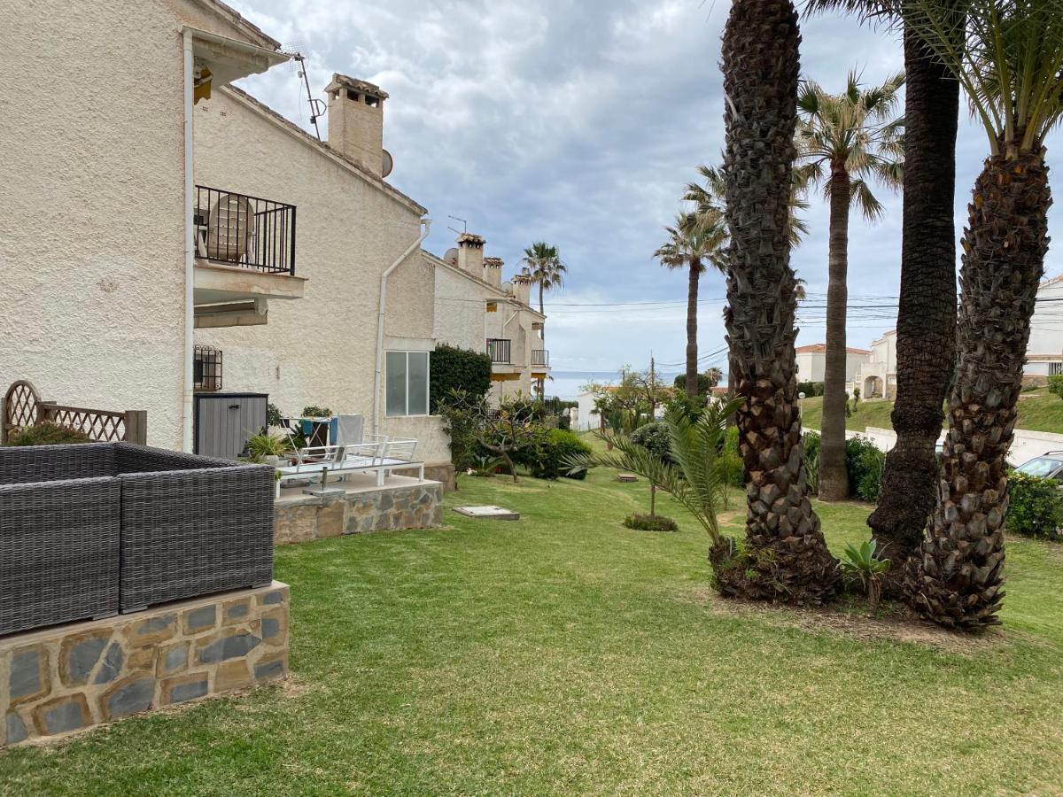 Super Holiday Las Buganvillas Garden And Sea Views Ла Кала де Михас Екстериор снимка