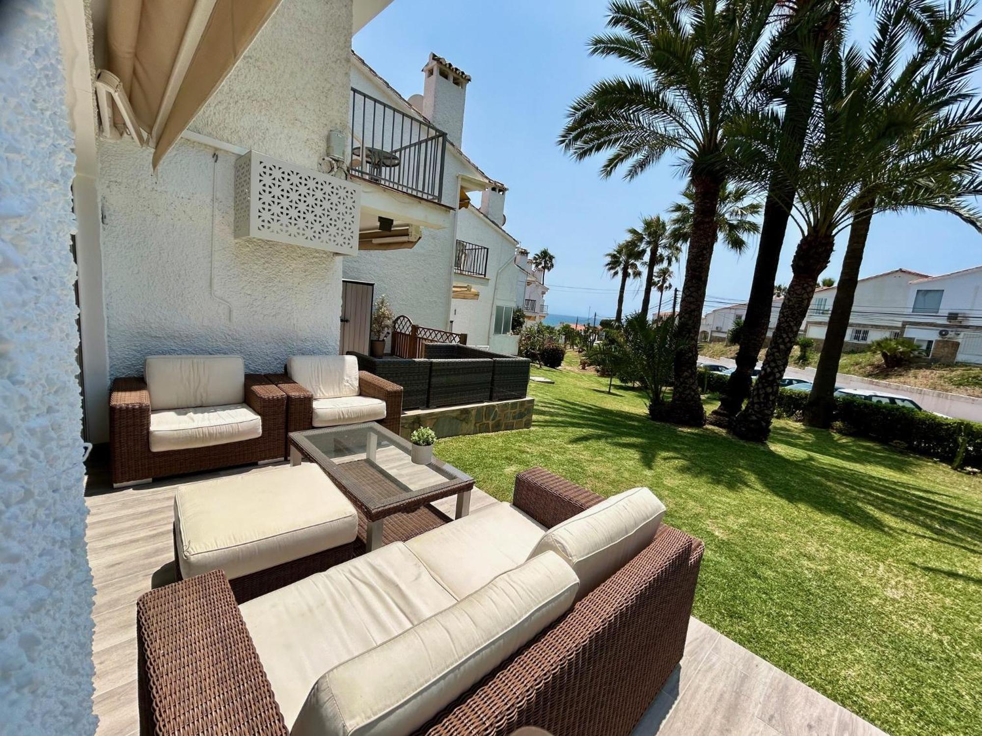 Super Holiday Las Buganvillas Garden And Sea Views Ла Кала де Михас Екстериор снимка